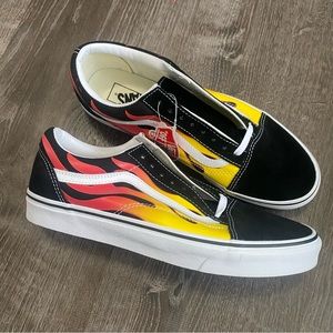 NWT Vans Flame Old Skool Shoe Sneakers Men’s 11